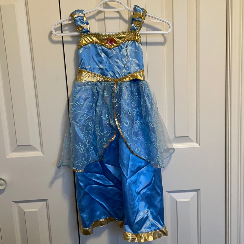 Small princess dress